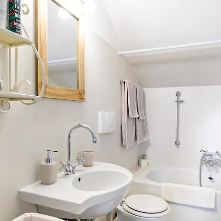 Appartement Central & Bright Como